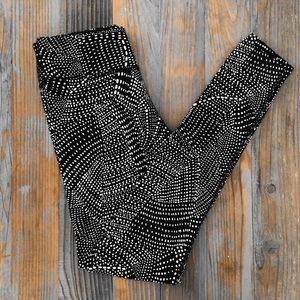 Beyond Yoga Ankle Leggings